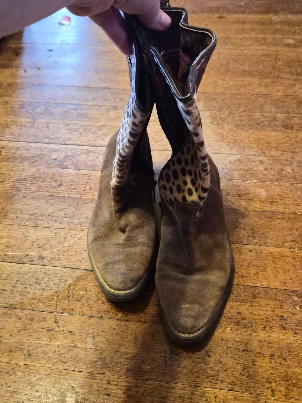 D&G Brown Suede Ankle Boots with Leopard-Print Lining and Plaid Detail